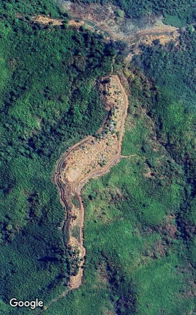 တောဟိန်းတောင်ဗျူဟာကို Google Earth တွင်တွေ့ရမှု