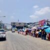 (အမှတ်(၁)တံတား မဲဆောက်မြို့ဘက်ခြမ်း၌ ယနေ့ နံနက်က တွေ့ရစဉ်။ ဓာတ်ပုံ - Ko Myo Gyi)
