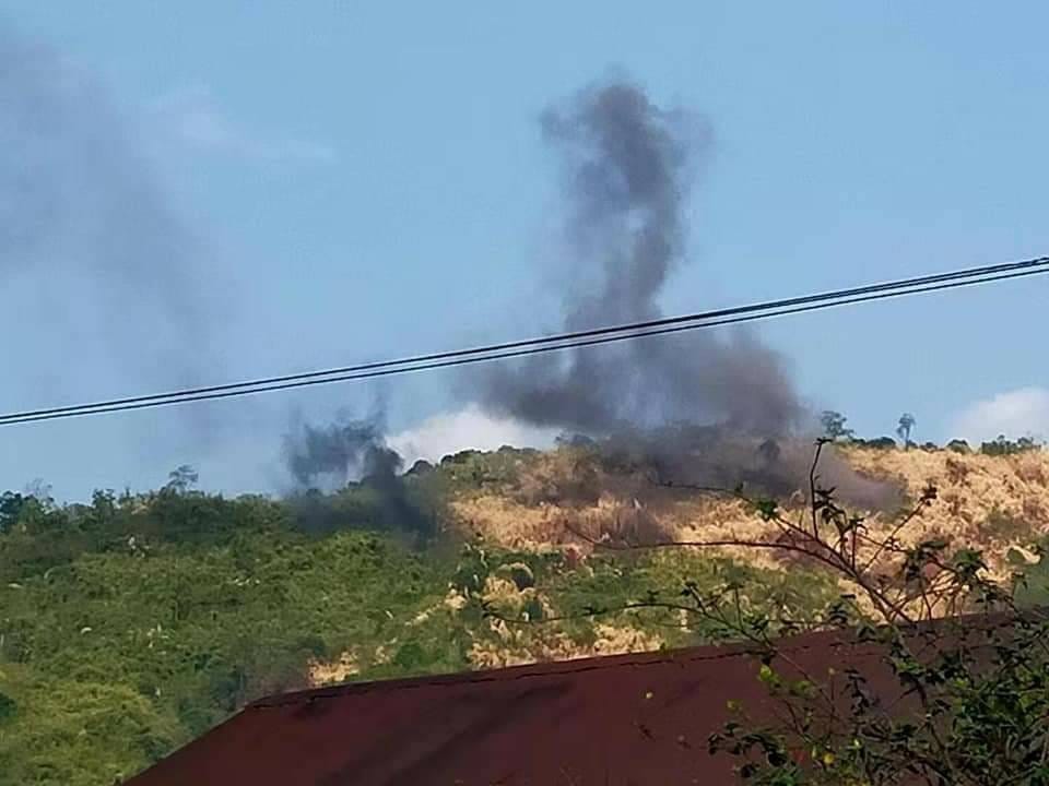 (၂၀၂၁ ဧပြီလက မိုး​မောက်မြို့နယ်တွင် တိုက်ပွဲဖြစ်ပွားစဥ်။ ဓါတ်ပုံ-CJ)