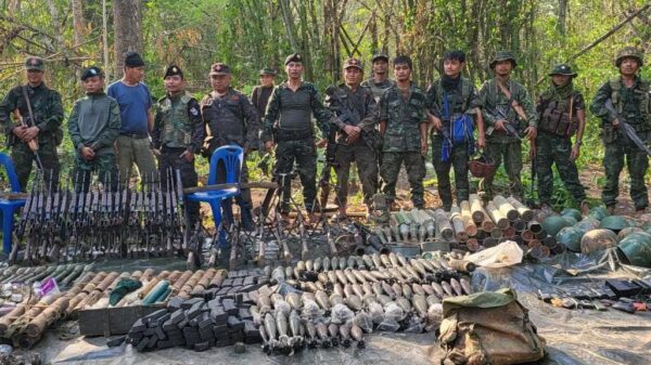 (စစ်​ကောင်စီတပ်ထံမှ သိမ်းဆည်းရရှိ​သော လက်နက်ခဲယမ်းများ ။ဓါတ်ပုံ-KNU တပ်မဟာ (၄) )