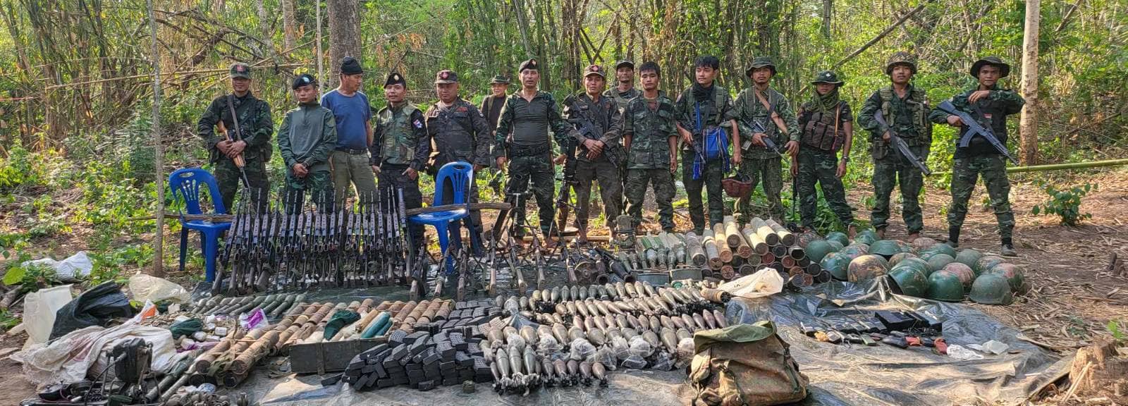 (စစ်​ကောင်စီတပ်ထံမှ သိမ်းဆည်းရရှိ​သော လက်နက်ခဲယမ်းများ ။ဓါတ်ပုံ-KNU တပ်မဟာ (၄) )