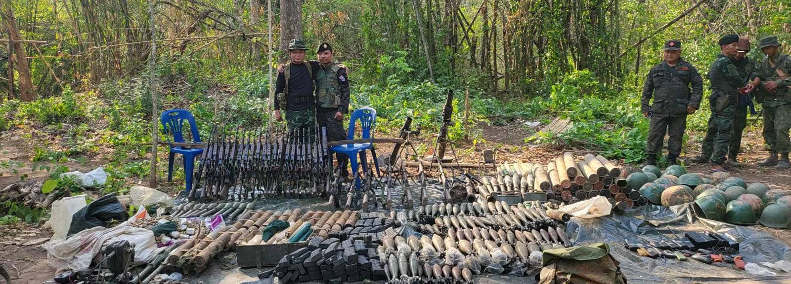 (စစ်ကောင်စီတပ်ထံမှ သိမ်းဆည်းရရှိသော လက်နက်ခဲယမ်းများ ။ဓါတ်ပုံ-KNU တပ်မဟာ (၄) )