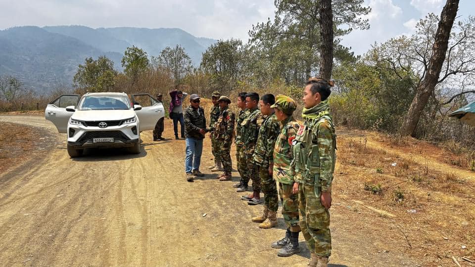 (Senthang- CDFနှင့် Zophei လူထုကဝန်ကြီးချုပ်အဖွဲ့အား ကြိုဆိုနေစဉ်။ ဓာတ်ပုံ - GOC)