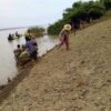 (တိုက်ပွဲကြောင့် ထွက်ပြေးတိမ်းရှောင်လာသော ပြည်သူများအား တွေ့ရစဥ်။ ဓာတ်ပုံ - CJ)