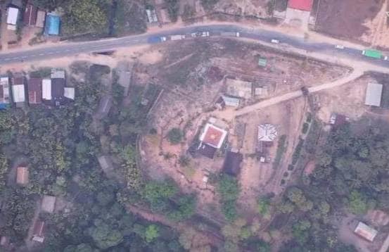 စခန်းကို အပေါ်စီးမှမြင်တွေ့ရပုံ