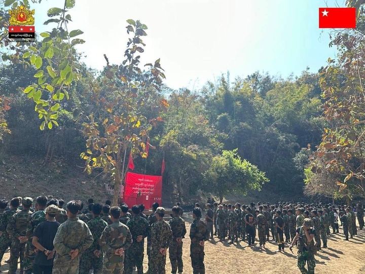 (မ​ကွေးတိုင်းရှိ ပြည်သူ့ကာကွယ်​ရေးတပ်ဖွဲ့ဝင်များ။ ဓါတ်ပုံ-NUG-MOD)