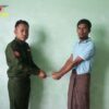 (ဘူးသီးတောင်မြို့တိုက်ပွဲအတွင်း စစ်ကောင်စီဖမ်းဆီးထားသော နိုင်ကျဉ်းများအပါအဝင် အကျဉ်းသားများအား AAက ကယ်ဆယ်ပြီးနောက် တွေ့ရစဉ်။ ဓာတ်ပုံ - AA)