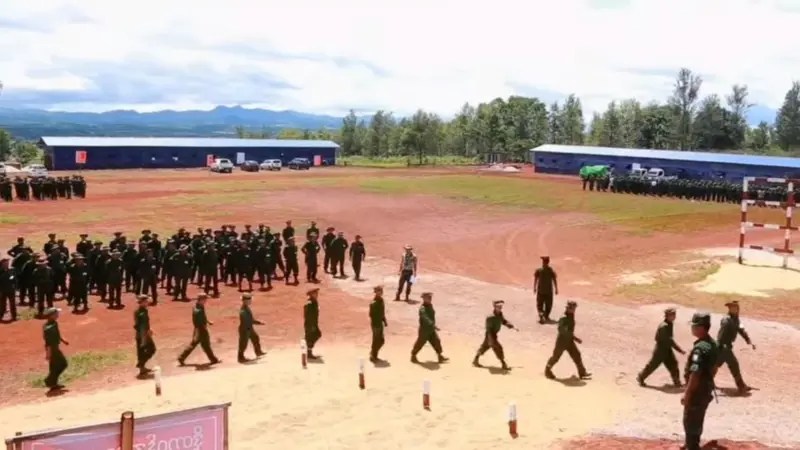 (စစ်ကောင်စီလက်အောက်ခံ PNO ပြည်သူ့စစ်မှ စစ်သားများအား တွေ့ရစဥ်။ ဓာတ်ပုံ -PA O REGION 6)