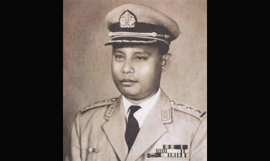 တပ်မ​တော် ကာကွယ်​ရေးဦးစီးချုပ်တာဝန်ထမ်း​ဆောင်ခဲ့စဥ်