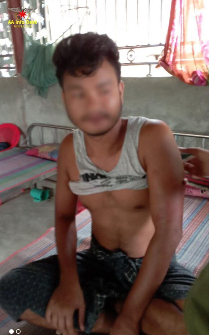 (စစ်ကောင်စီလေကြောင်းတိုက်ခိုက်မှုကြောင့် ပေါက်တောမြို့ ဒေသခံအချို့ ထိခိုက်ဒဏ်ရာရထားသည်ကို တွေ့ရစဉ်။ ဓာတ်ပုံ - AA)