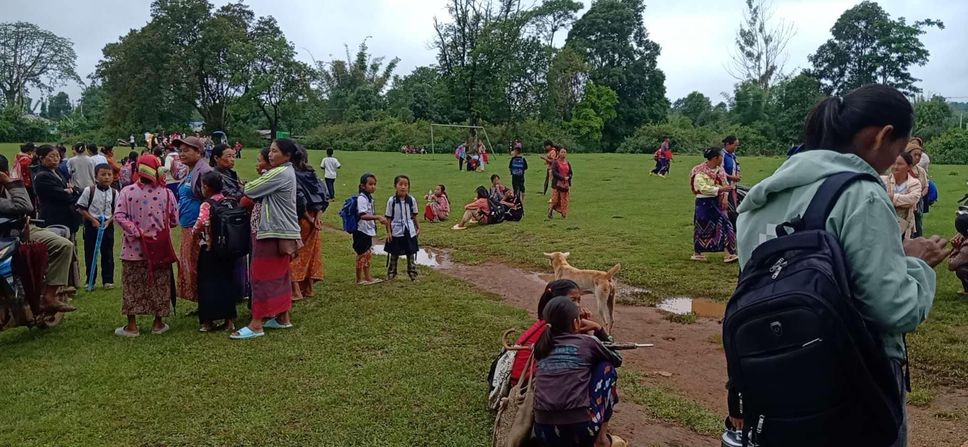 (ကွတ်ခိုင်မြို့နယ် ကာလိုင်ကျေးရွာစာသင်ကျောင်းကို တအာင်းတပ်မတော်(TNLA) က ကျောင်းအတွင်း ဝင်ခွင့် ပိတ်ပင်ပြီးနောက် တွေ့ရစဉ်။ ဓာတ်ပုံ - CJ/7Star News)