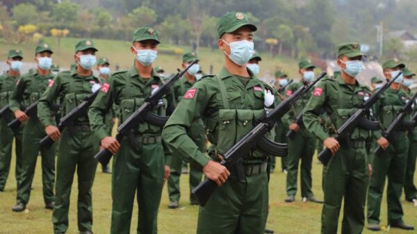 (ကိုးကန့်တပ်မတော် MNDAA တပ်ဖွဲ့ဝင်များကို ၂၀၂၂ မတ်လအတွင်းက တွေ့ရစဉ်။တိုက်ပွဲဖြစ်ရာနေရာမြေပုံအား တွေ့ရစဉ်။ ဓာတ်ပုံ-The Kokang)