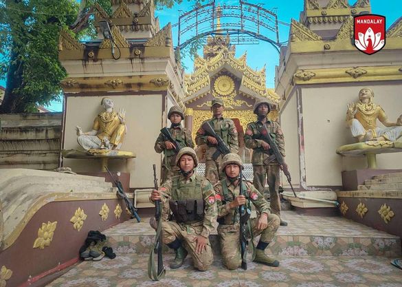 (စဉ့်ကူးမြို့နယ်ရှိ စစ်ကောင်စီ ၏ တပ်စခန်းများအား မန္တလေး PDFက သိမ်းပိုက်ပြီးနောက် တွေ့ရစဉ်။ ဓာတ်ပုံ - မန္တလေး PDF)