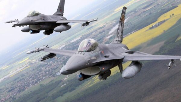 ယူကရိန်းအတွက် F-16 တိုက်လေယာဉ်တွေ ပို့ဆောင်မှု စတင်ပြီလို့ NATO ကြေညာ