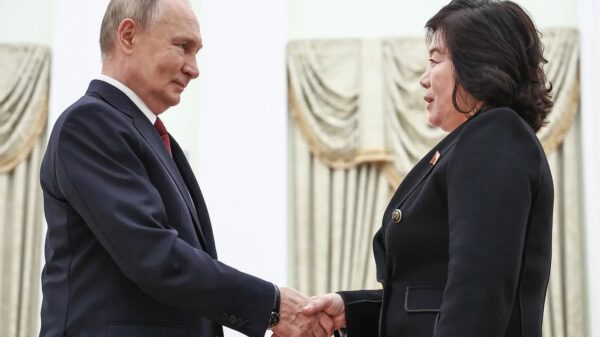 မြောက်ကိုရီးယား နိုင်ငံခြားရေး ဝန်ကြီးကို မော်စကိုမှာ ပူတင် လက်ခံတွေ့ဆုံ