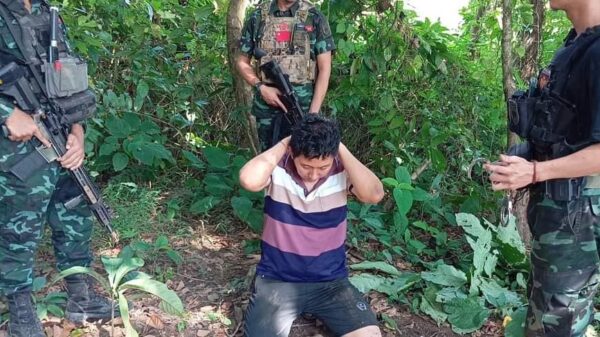 ခြေလျင်တပ်ရင်းမှူးသင်တန်းတက်ရန်သွား​သောစစ်ဆရာဝန်ဗိုလ်မှုးတစ်ဦးကို ရန်ကုန်တိုင်းစစ်ဌာန ဖမ်းဆီး