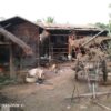(လေကြောင်းတိုက်ခိုက်ပြီးနောက် ပျက်စီးသွားသောနေအိမ်များအား တွေ့ရစဥ်။ဓာတ်ပုံ - စစ်ကိုင်းပြည်သူဖေးမကူ ကွန်ရက်)