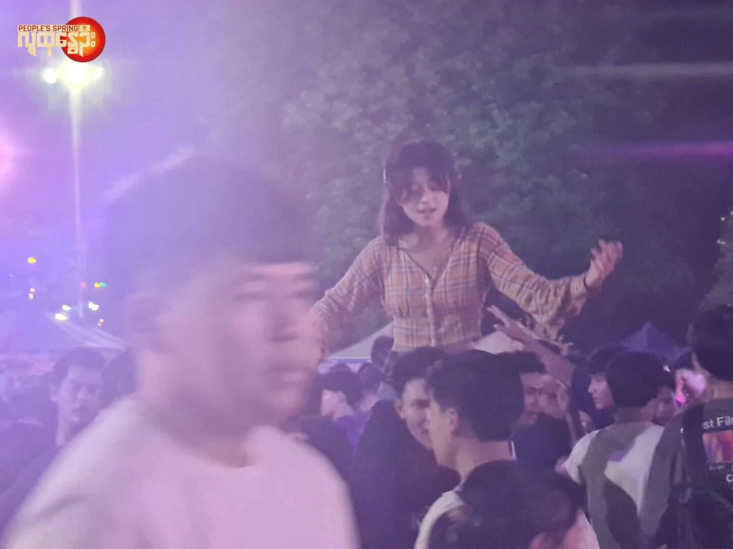 ပြည်သူ့ရင်ပြင်က စစ်ကောင်စီရဲ့ တန်တောင်တိုင်ပွဲ