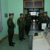 (ရန်ကုန်မြို့ ၊​မှော်ဘီမြို့နယ်ရှိ စစ်တပ်ပိုင်မြဝတီ အသံလွှင့်ဌာနထံ အာဏာသိမ်း​ခေါင်း​ဆောင် ၂၀၂၃ စက်တင်ဘာလ ၆ ရက်တွင်သွား​ရောက်ကြည့်ရှုစဥ်။ဓါတ်ပုံ- မြဝတီ)