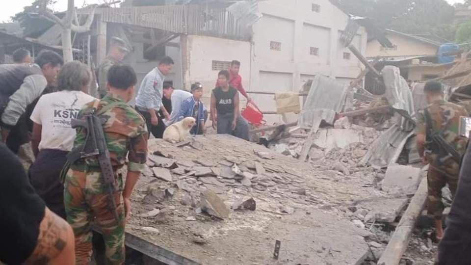 (နောင်ချိုမြို့နယ်အား စစ်ကောင်စီလေကြောင်းတိုက်ခိုက်အပြီး တွေ့ရစဉ်။ ဓာတ်ပုံ - TNLA)