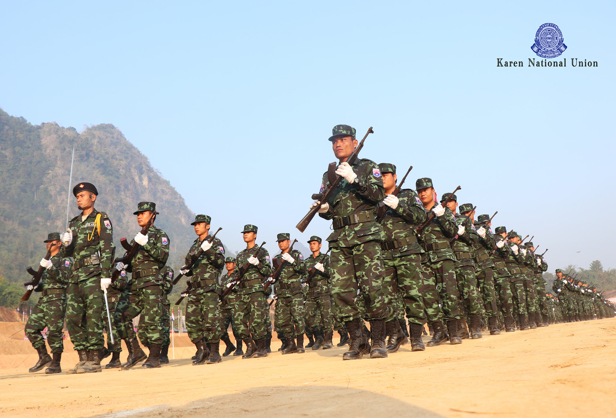 ဖာပွန်မြို့ဆီ စစ်ကူတက်မယ့်စစ်ကောင်စီတပ် တိုက်ခိုက်ခံရ