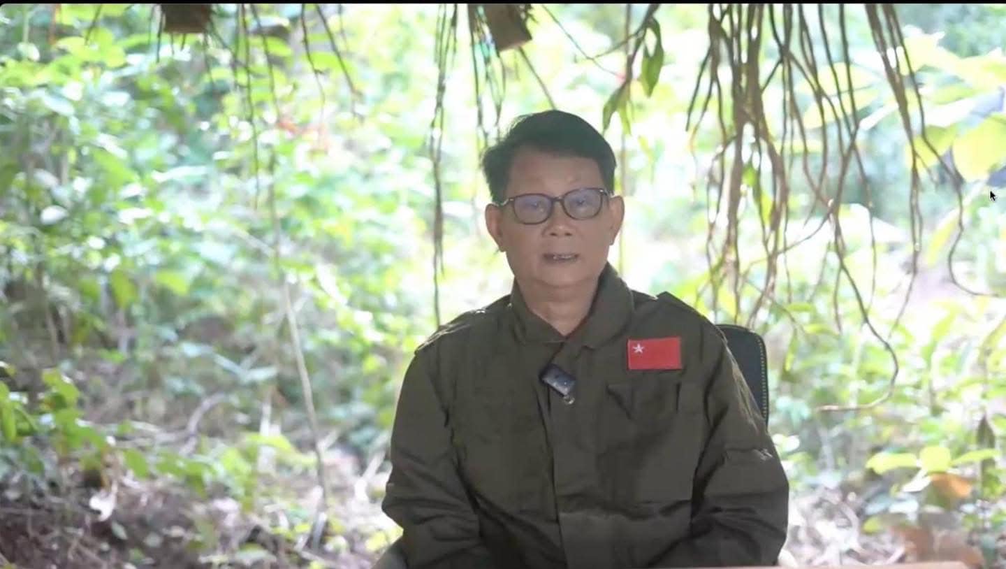 စစ်မြေပြင်ရှိ ကျောင်းသားတပ်မတော်ရဲဘော်များ၏ အခက်အခဲများဖြေရှင်းနိုင်ရေးဆွေးနွေးပွဲ NUG ကာကွယ်ရေးဝန်ကြီး တက်ရောက်
