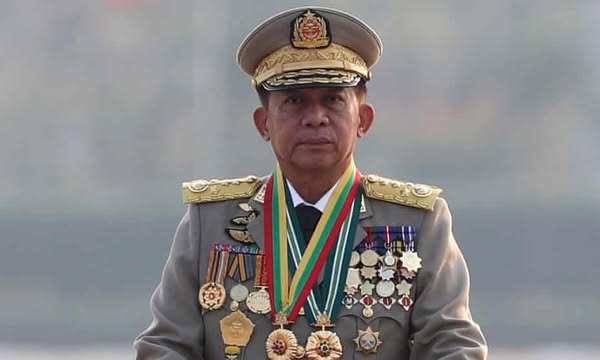 (အာဏာသိမ်း​ခေါင်း​ဆောင် မင်း​အောင်လှိုင် နှင့်NUG ၊K2C တို့၏ပူးတွဲ​ကြေညာချက်။ ဓါတ်ပုံ-AP)
