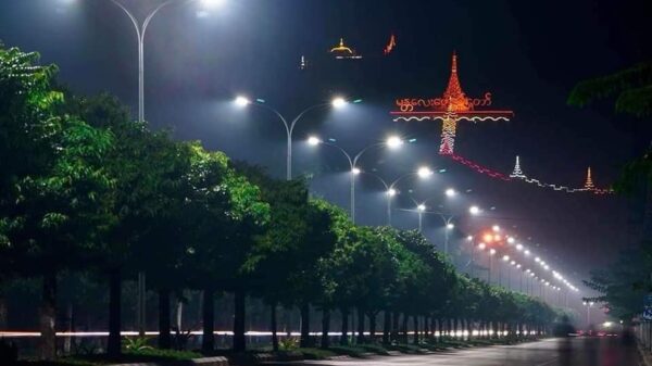 (NLD အစိုးရလက်ထက် ၂၀၂၀ ခုနှစ်အတွင်းက မန္တလေးမြို့ညပိုင်းမြင်ကွင်း။ဓါတ်ပုံ-CJ)