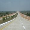 အမြန်လမ်းမကြီးလမ်းပိုင်းတစ်နေရာ (ဓာတ်ပုံ - ဝီကီ)
