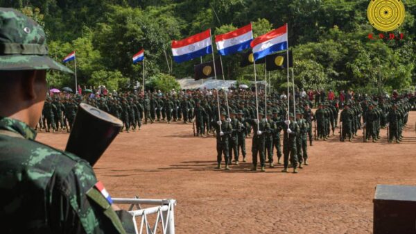 (ကရင်နီအမျိုးသားများကာကွယ်ရေးတပ် (KNDF)၏ (၄)လတာ အခြေခံစစ်သင်တန်းဆင်းပွဲကို ၂၀၂၄ အောက်တိုဘာ ၈ရက်က ပြုလုပ်နေစဉ်။ ဓာတ်ပုံ- KNDF)