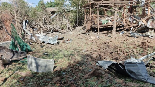(သရက်ကွရွာ ပျူစောထီးစခန်းတိုက်ပွဲတွင် တော်လှန်ရေးရဲဘော်များအား တွေ့ရစဥ်။ တိုက်ပွဲတွင်သိမ်းဆည်းရမိသော စစ်အသုံးအဆောင်အချို့။ ဓာတ်ပုံ-မြိုင်ပကဖ)