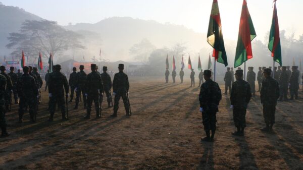 (ကရင်အမျိုးသားလွတ်မြောက်ရေးတပ်မတော်(KNLA)မှ ရဲဘော်များအား တွေ့ရစဉ်။ ဓာတ်ပုံ - KNLA)