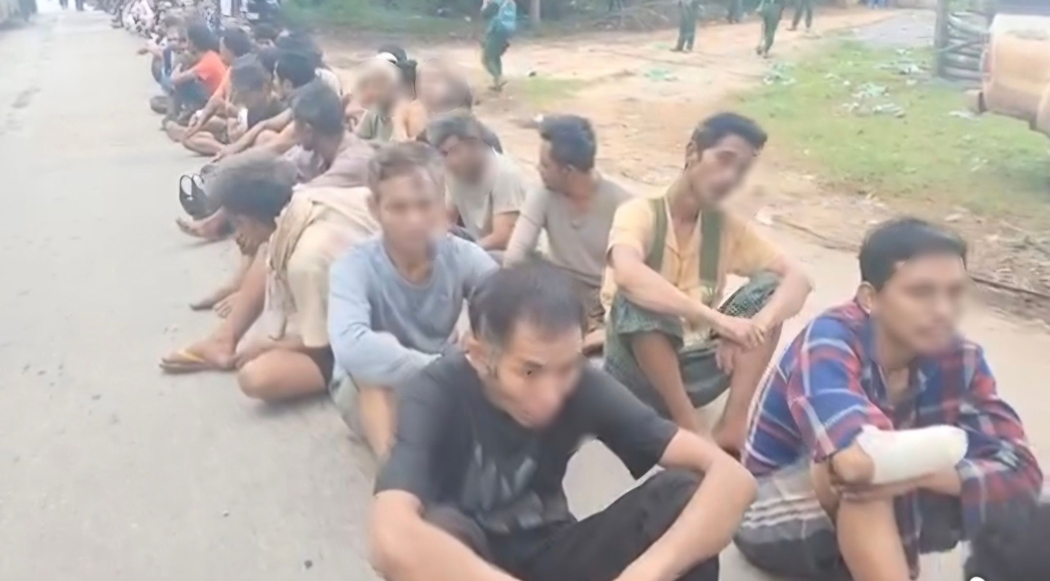 (MNDAA ကသြဂုတ်လကုန်ပိုင်းတွင် စစ်သုံ့ပန်းများကို ပြန်လွှတ်​ပေးရန် ပြင်ဆင်​နေစဥ်။ ဓါတ်ပုံ-MNDAA)