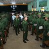 (အာဏာသိမ်းစစ် ဒု-ခေါင်းဆောင်စိုးဝင်းက ပုသိမ်မြို့၌ အဓမ္မစုဆောင်းထားသည့် စစ်မှုထမ်းများအား တွေ့ဆုံနေစဥ်။ ဓာတ်ပုံ - cincds)
