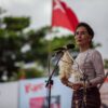 မိန့်ခွန်း​ပြောကြား​နေ​တဲ့ ​ဒေါ်​အောင်ဆန်းစုကြည်